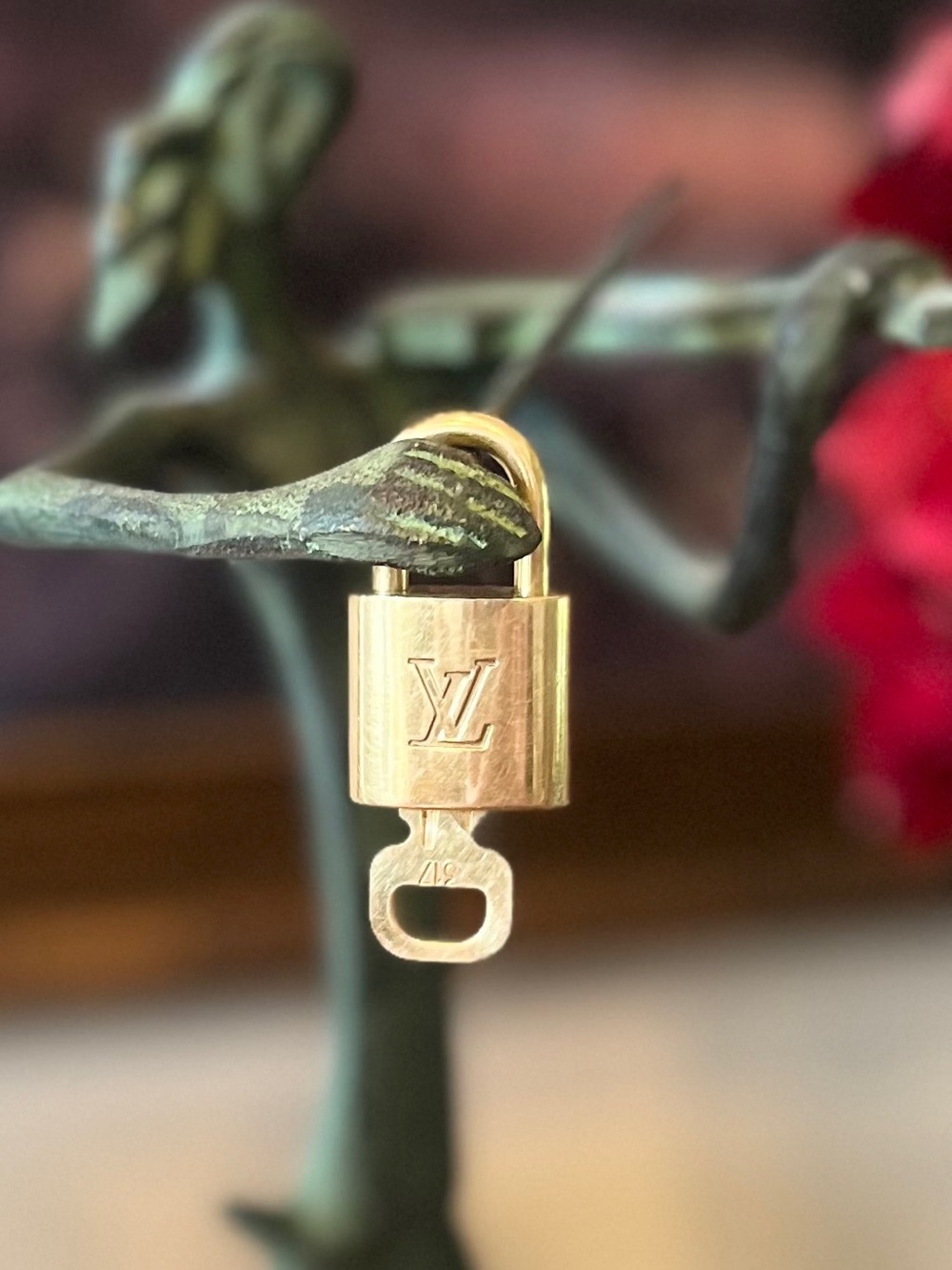 Louis Vuitton Gold-tone LV Padlock & Key #317